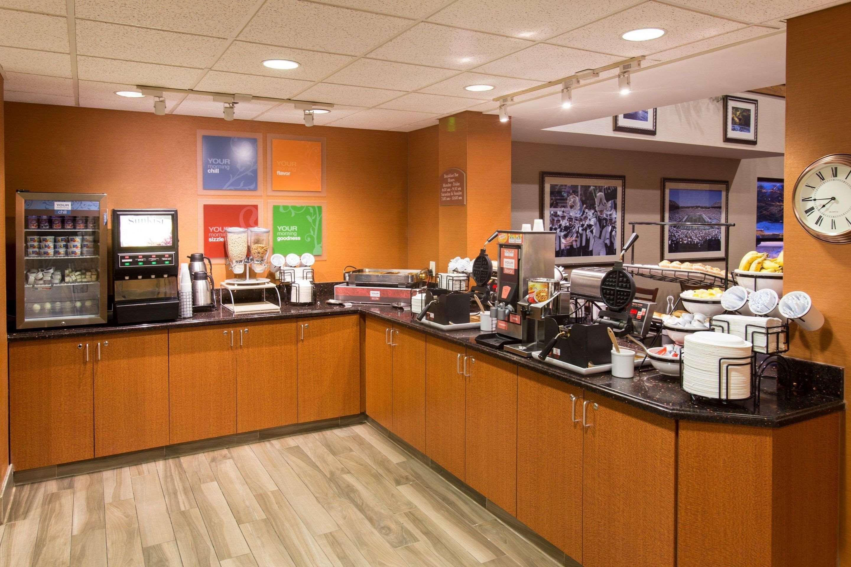 Comfort Inn Okemos - East Lansing Esterno foto