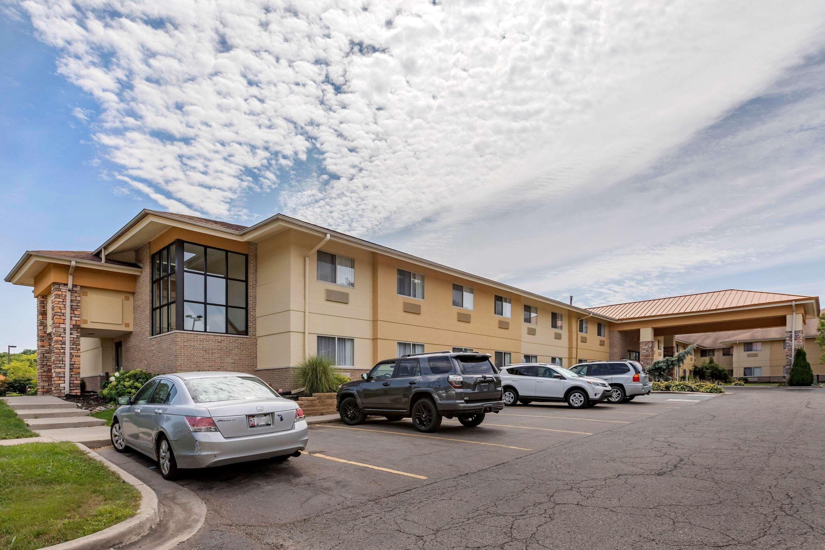 Comfort Inn Okemos - East Lansing Esterno foto